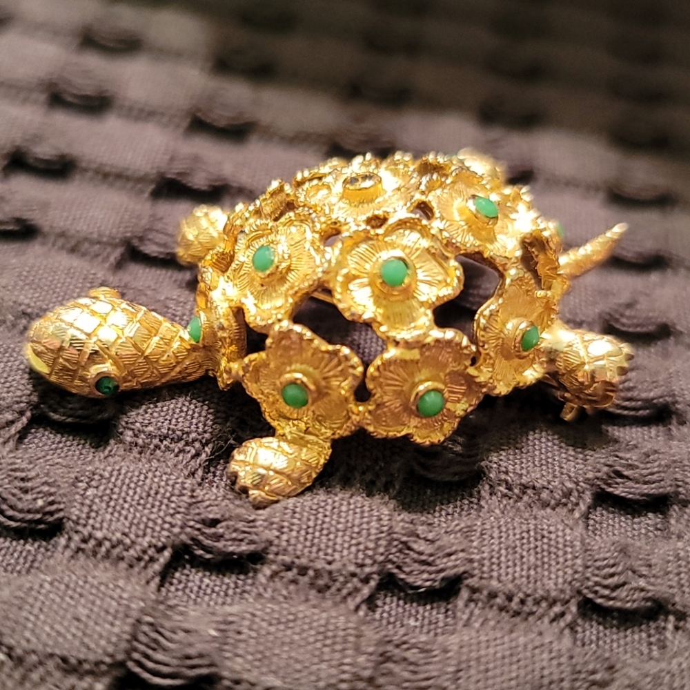 DeNicola Gold Turtle 🐢 Pin or Brooche